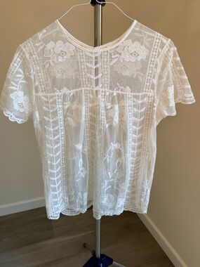 Merona White Embroidered Lace Short Sleeve Blouse L